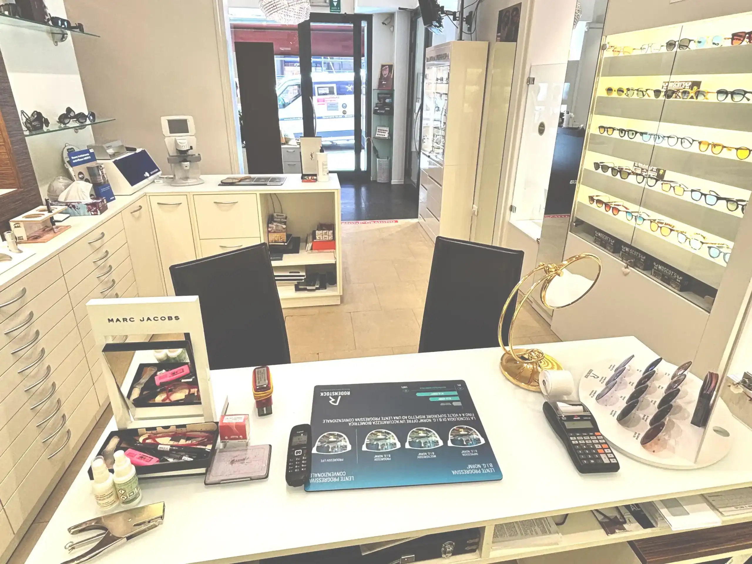 ottica calzati d'azeglio bologna